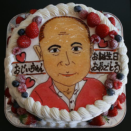 ロレーヌ洋菓子店 世界にひとつだけのお誕生日ケーキ キャラクターケーキ 似顔絵ケーキ 紹介